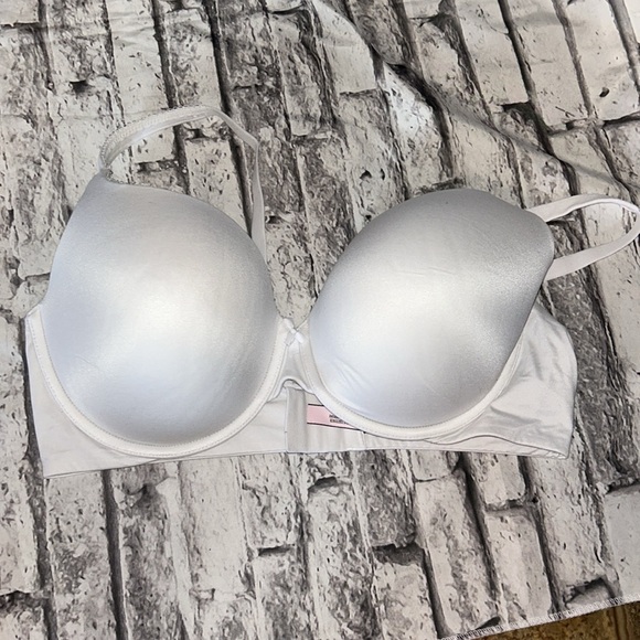 Victoria secret body by Victoria 40D LOT (3) - Picture 2 of 7